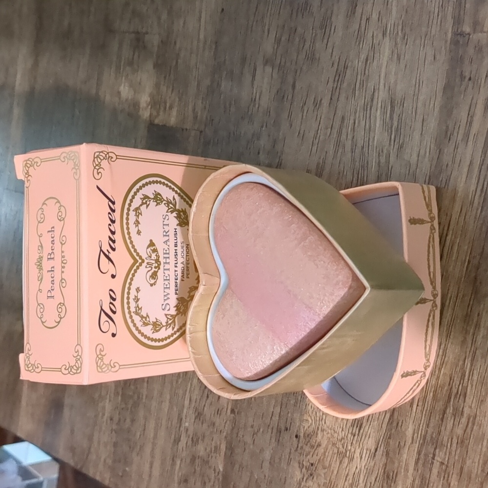 ❤️Rare Too Faced Sweetheart Peach Beach Flush Blush❤️